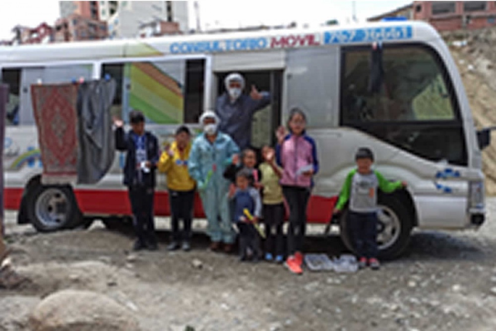Consultorios Móviles: Atención médica a niños, niñas y adolescentes en situación de calle